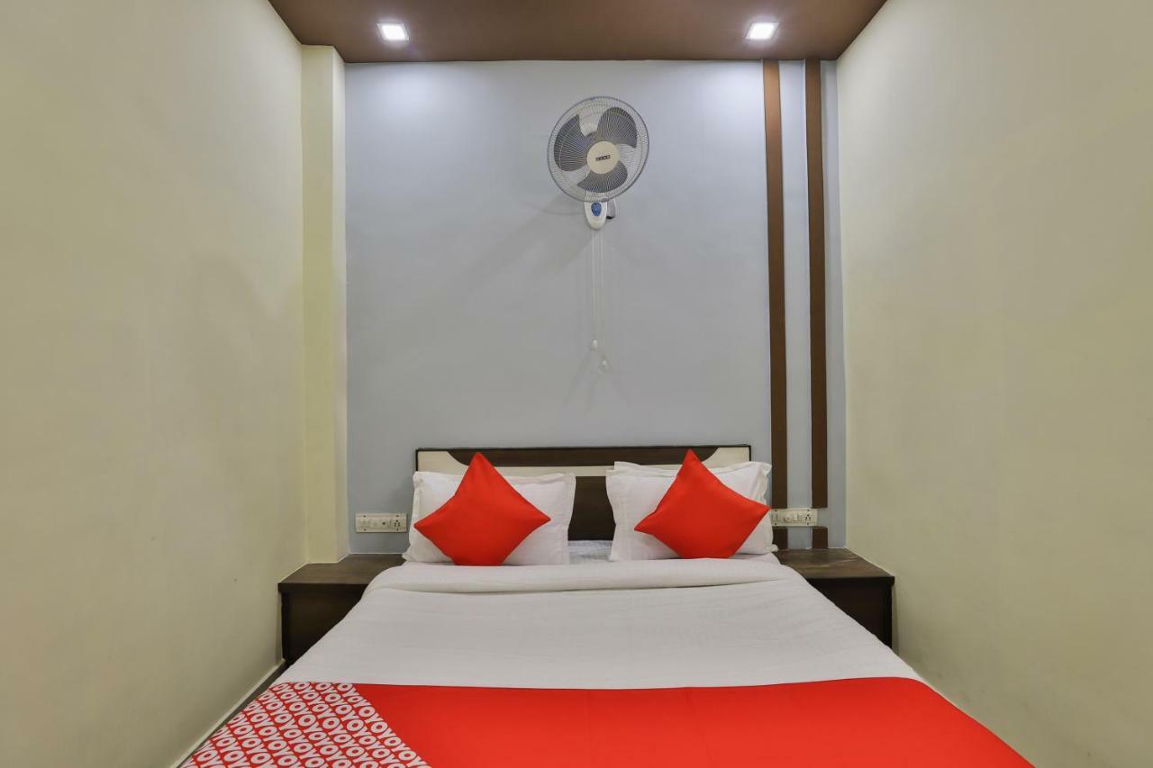 Oyo Flagship 19003 Hotel Rudra Mahal Ahmedabad Ngoại thất bức ảnh