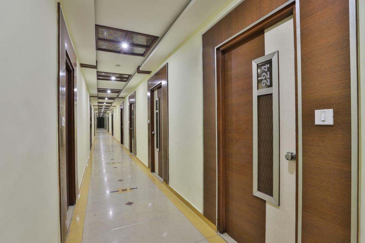 Oyo Flagship 19003 Hotel Rudra Mahal Ahmedabad Ngoại thất bức ảnh