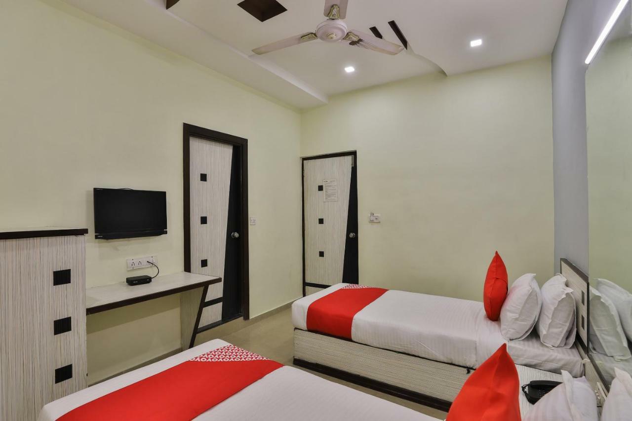 Oyo Flagship 19003 Hotel Rudra Mahal Ahmedabad Ngoại thất bức ảnh